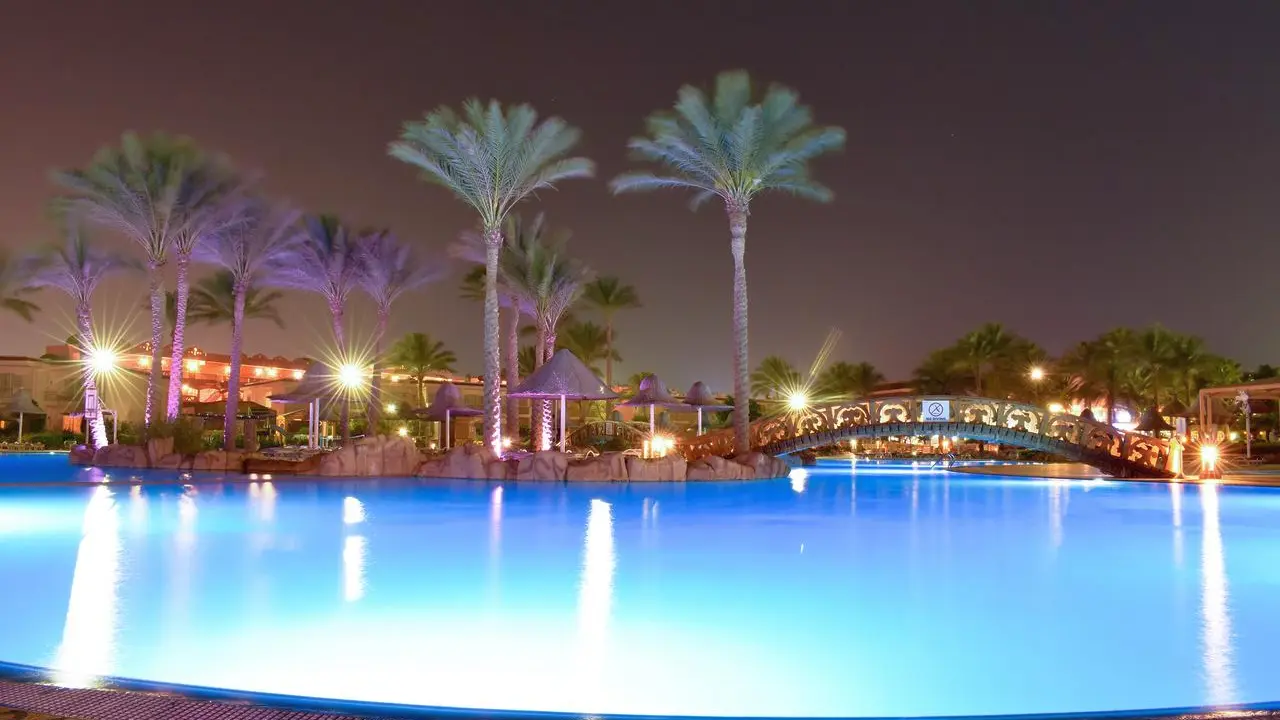 الفندق باروتيل بيتش ريزورت - شرم الشيخ